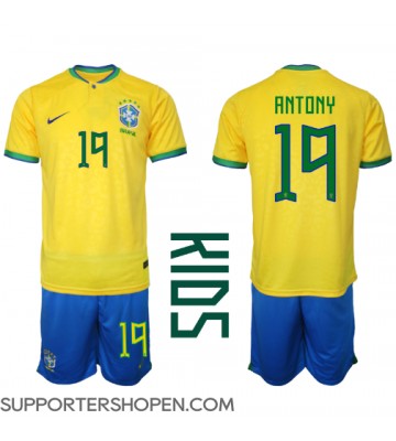 Brasilien Antony #19 Hemmatröja Barn VM 2022 Kortärmad (+ korta byxor)
